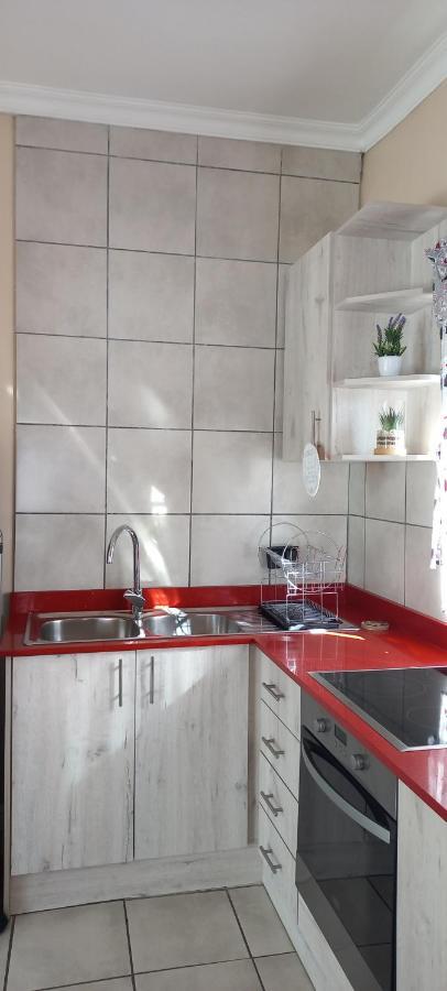 Arlogenix Villa Durbanville Bagian luar foto