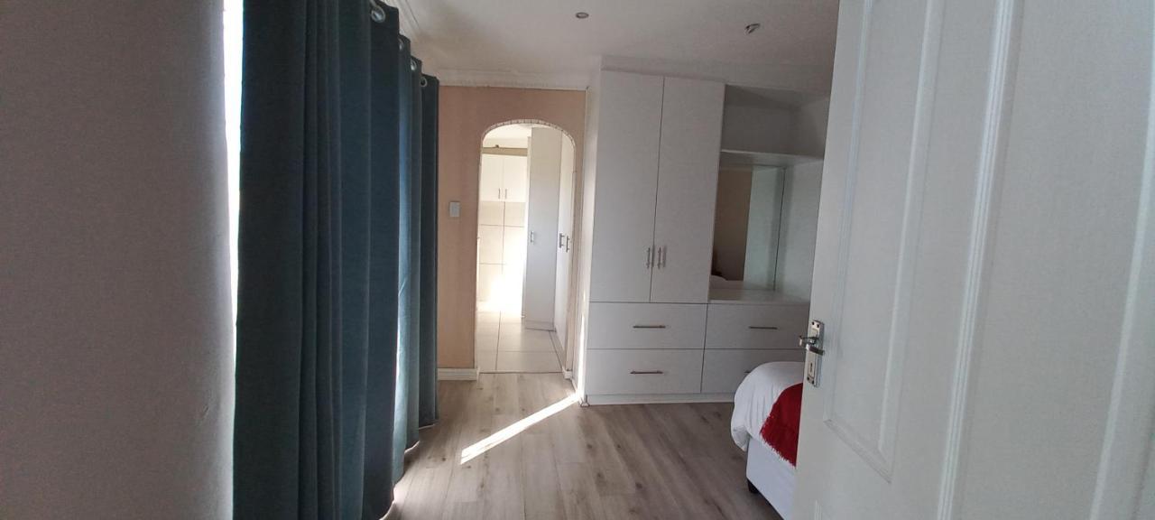 Arlogenix Villa Durbanville Bagian luar foto